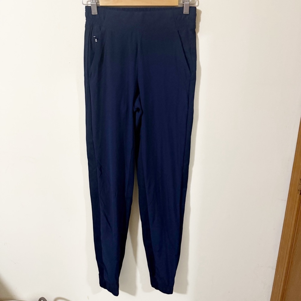 Athleta Brooklyn Jogger Navy Pants Size 0 TALL Activewear Pockets Workout